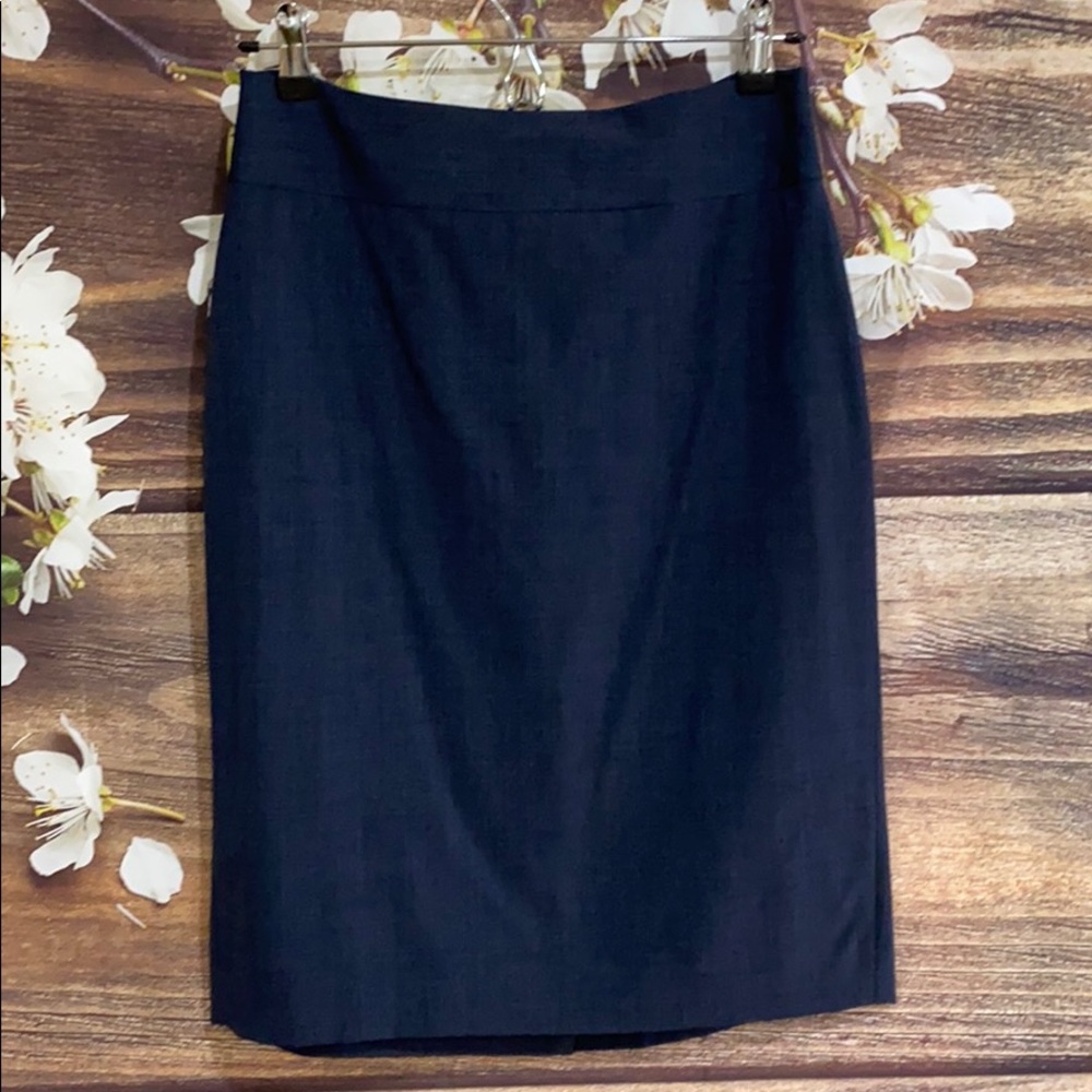 BANANA REPUBLIC 🛍 BUNDLE of Women’s Wool Skirts